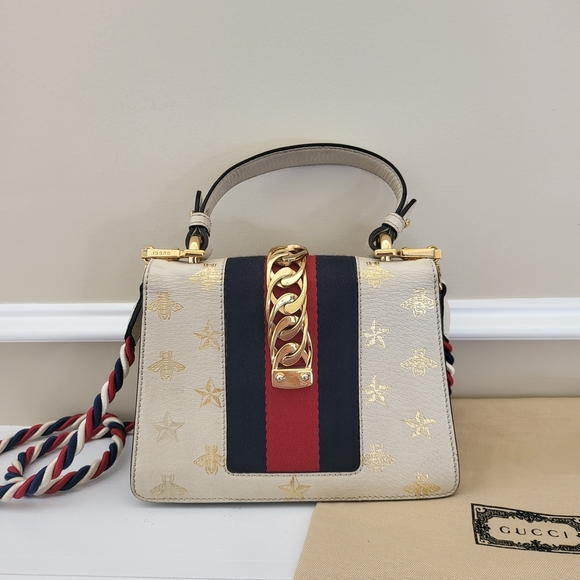 GUCCI Textured Calfskin Bee Star Print Mini Sylvie Bag Mystic White w / COA.. - Picture 5 of 16
